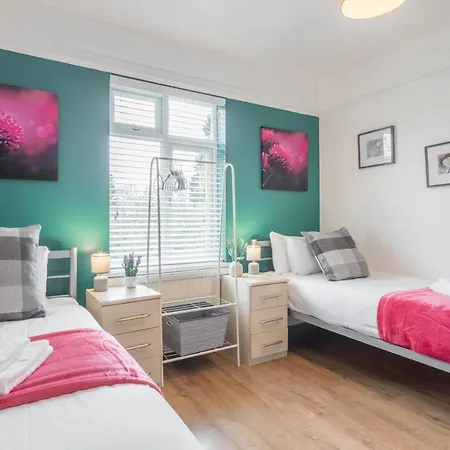 Private Room 6 With Kitchenette By Cb Stays No Minimum Stays Cambridge  Exterior photo